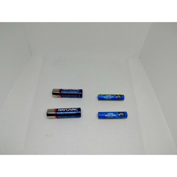 4 Count Rayovac/Super HeavyDuty AAA/AA 1.5V Alkaline Non-Rechargeable Batteries - Picture 3 of 4